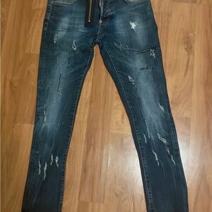 ❌ SOLD❌ DSQUARED2 Skinny Jeans